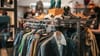 Tauschen statt kaufen: Walk-in Closet öffnet in Männedorf den Kleiderschrank