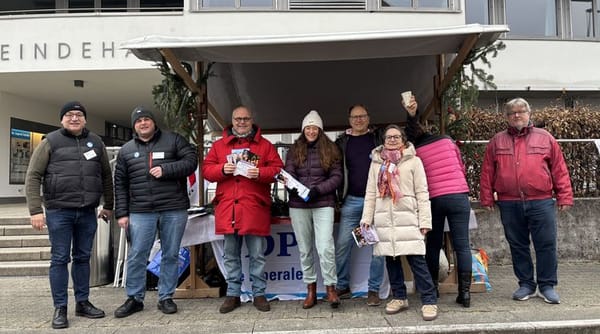 Glühweintreff in Stäfa zieht viele an