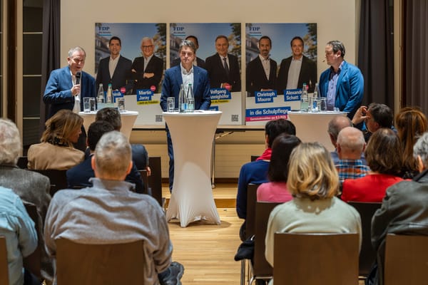 Männedörfler FDP Wahlauftakt: Prominente Unterstützung auf Boldern