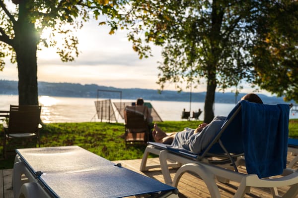 Frühlingserwachen mit Gänsehaut-Garantie: Jetzt ist die Seesauna Stäfa am schönsten