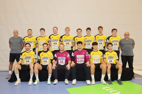 Die Handballer von  SG Stäfa / Meilen überrennen Stammheim