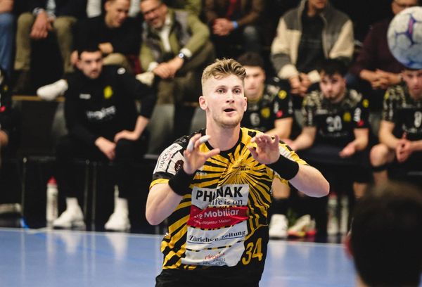 Laurin Rinderknecht verlängert vorzeitig bei Handball Stäfa