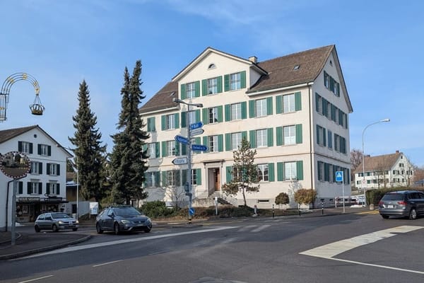 Nach Fenstersturz: Hombrechtikon behebt 120 Sicherheitsmängel an Schulen