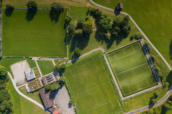 Kickoff auf dem Acker: FC Männedorf weicht wegen Bauarbeiten aus