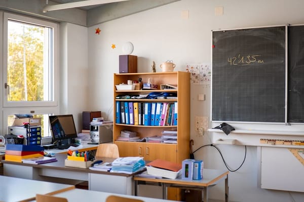 Stäfa ergreift Referendum gegen Lehrpersonalgesetz