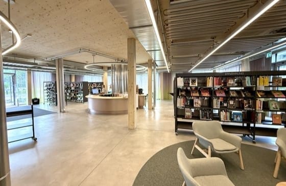 Neue Bibliothek Uetikon: Ein Gewinn für die Kantonsschule