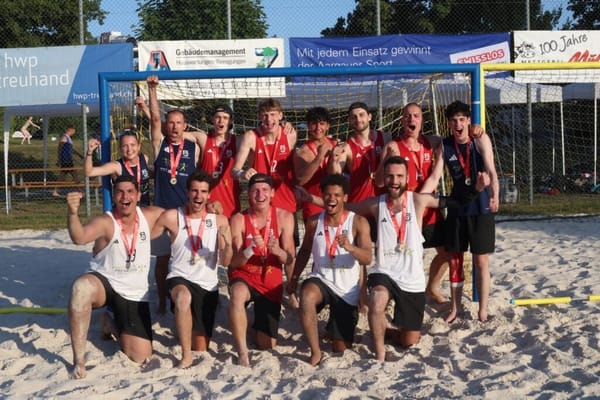 Stäfner Junior holt Schweizermeister-Gold im Sand