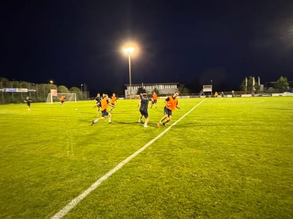 Ohne Löhne in eine Liga, in der Geld fliesst